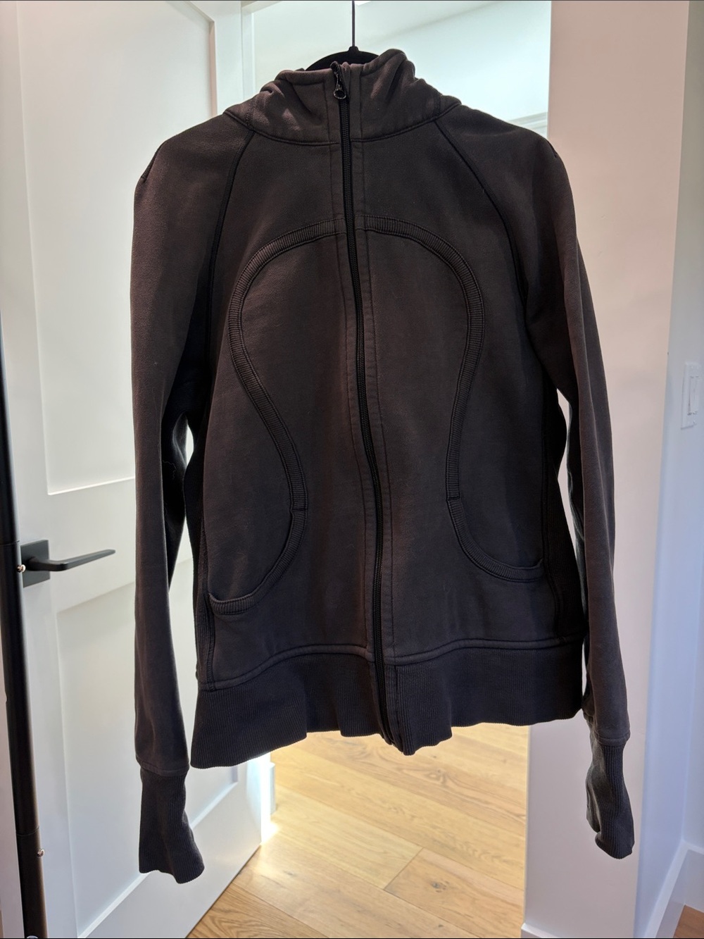 lululemon athletica Black Full-Zip Hooded Jacket